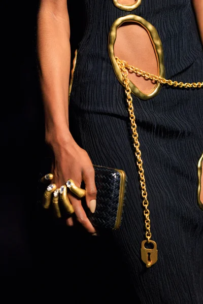 Look 13